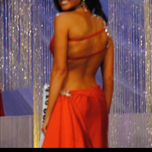 Custom backless Sherri hill pageant gown red - Picture 5 of 6